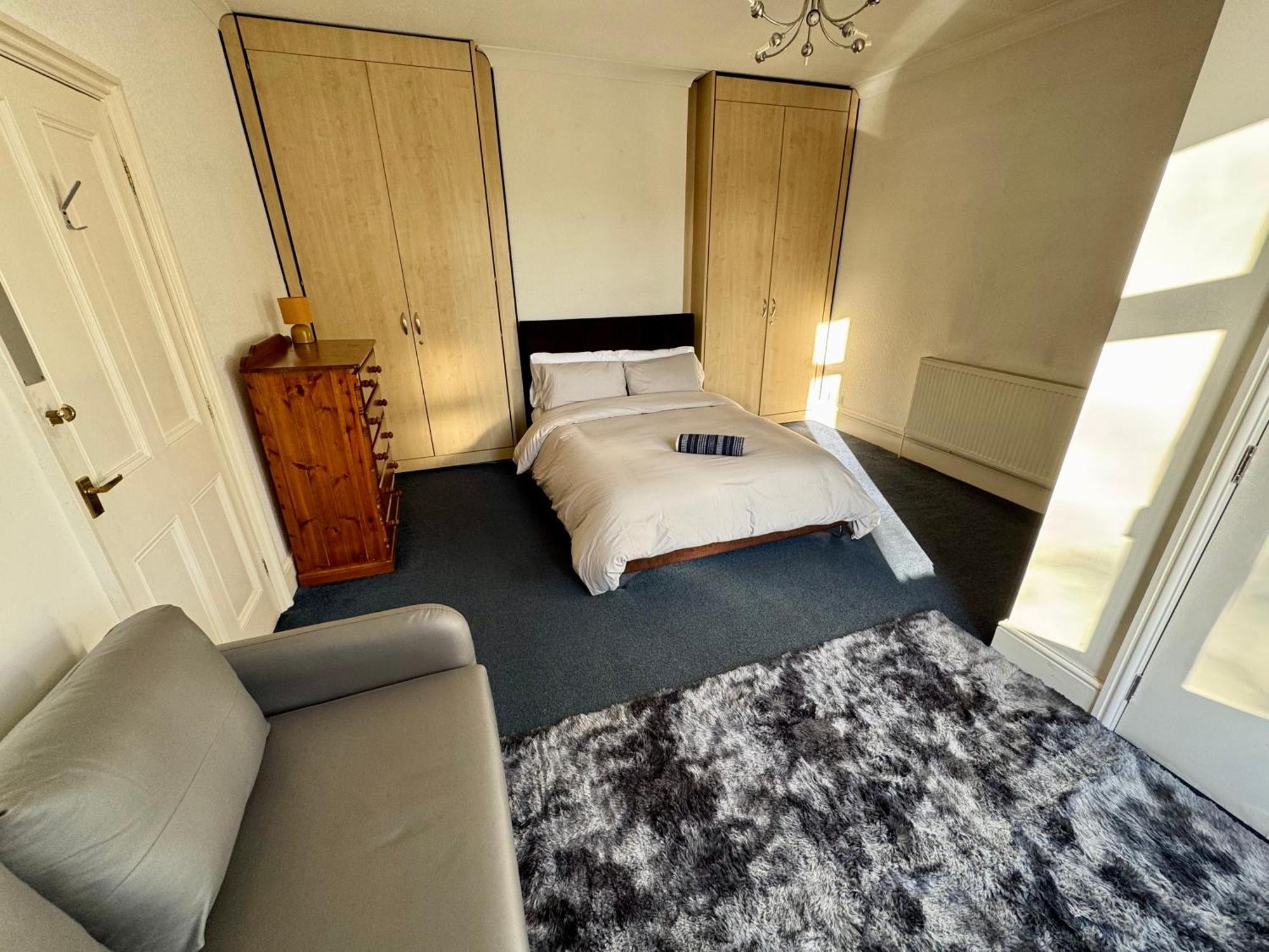 Wifi Free Parking Edgbaston B5